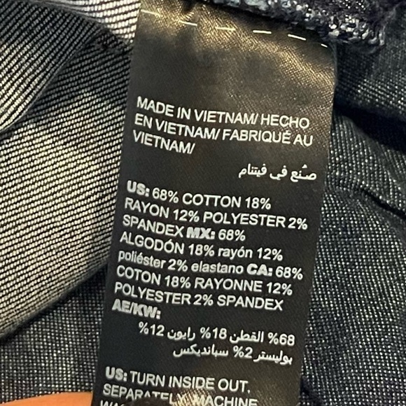 WHBM Slim Crop Mid Rise Cuffed Skinny Jeans Medium Wash Size 2 Denim Blue - Picture 6 of 11